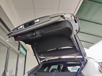 صورة مصغرة 27 لـ 2025 Aston Martin DBX
