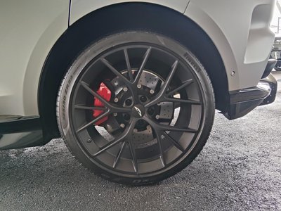 صورة مصغرة 20 لـ 2025 Aston Martin DBX