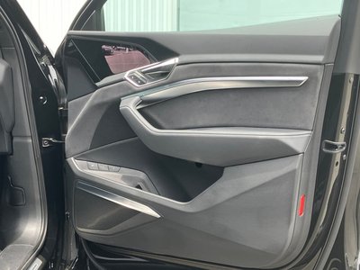 2024 AUDI Q8 SPORTBACK E-TRON thumbnail 76