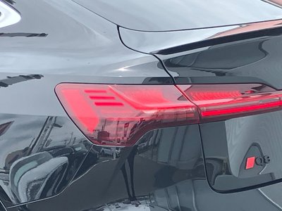 2024 AUDI Q8 SPORTBACK E-TRON thumbnail 43