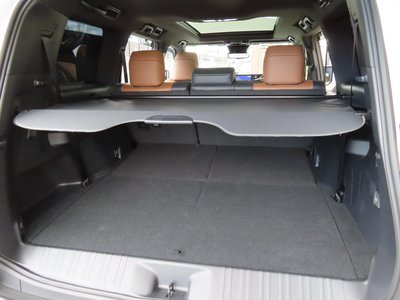 2025 Lexus GX — миниатюра 48
