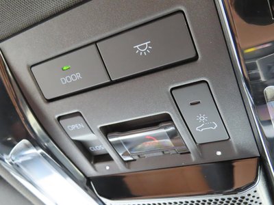 2025 Lexus GX — миниатюра 33