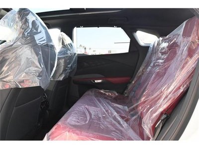 صورة 22 لـ 2025 Lexus RX