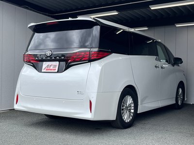 صورة 55 لـ 2025 Toyota ALPHARD