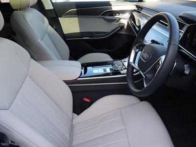 2025 AUDI A8 缩略图 13