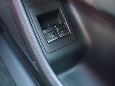 2025 AUDI A8 缩略图 30