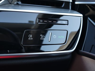 2025 AUDI A8 缩略图 55