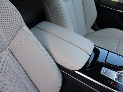 2025 AUDI A8 缩略图 17