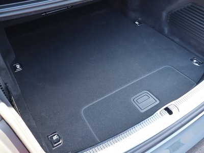 2025 AUDI A8 缩略图 11