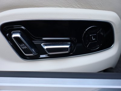 2025 AUDI A8 缩略图 16