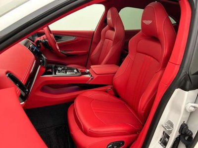 صورة 49 لـ 2025 Aston Martin DBX