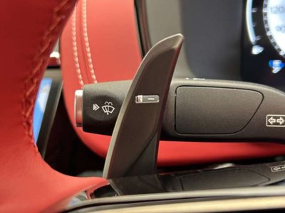 صورة 36 لـ 2025 Aston Martin DBX