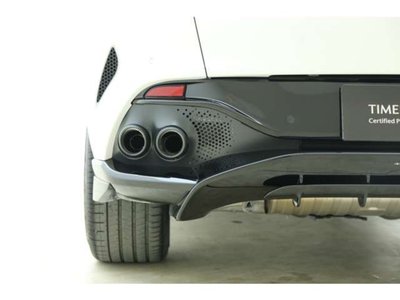 صورة 79 لـ 2025 Aston Martin DBX