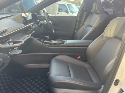 2025 Toyota CROWN SPORT photo 15