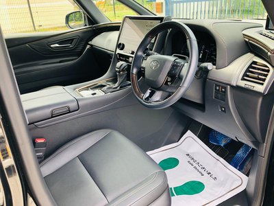 صورة 20 لـ 2024 Toyota ALPHARD