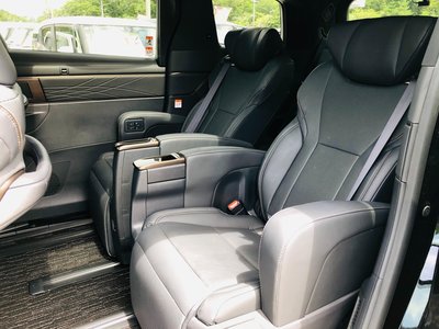صورة 42 لـ 2024 Toyota ALPHARD