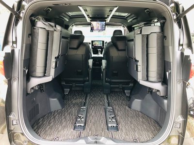 صورة 50 لـ 2024 Toyota ALPHARD