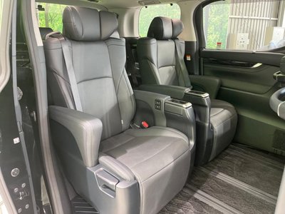 2023 Toyota ALPHARD — фото 19