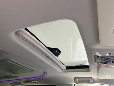2023 Toyota ALPHARD — фото 8