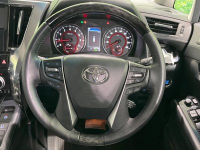 2023 Toyota ALPHARD — фото 24