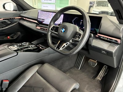 صورة 8 لـ 2024 BMW 5 SERIES
