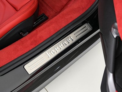 2025 Ferrari 296 GTS 缩略图 33