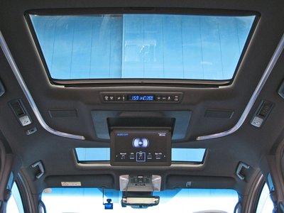 2018 Toyota VELLFIRE — фото 24