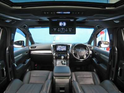 2018 Toyota VELLFIRE — фото 27