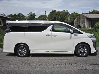 2018 Toyota VELLFIRE — фото 7
