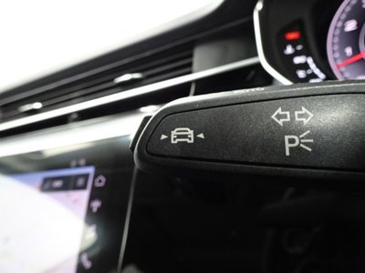 2025 AUDI A8 thumbnail 18