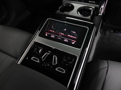 2025 AUDI A8 thumbnail 36