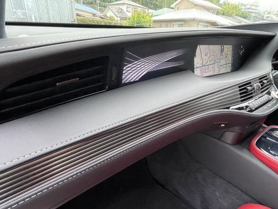 2018 Lexus LS thumbnail 38