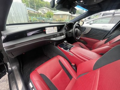 2018 Lexus LS thumbnail 24