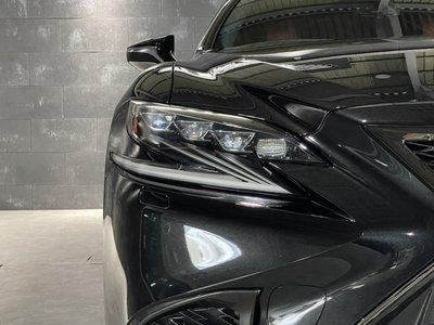2018 Lexus LS photo 12