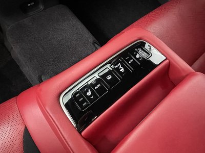2018 Lexus LS thumbnail 33