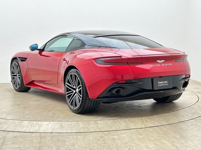 صورة 7 لـ 2024 Aston Martin DB12