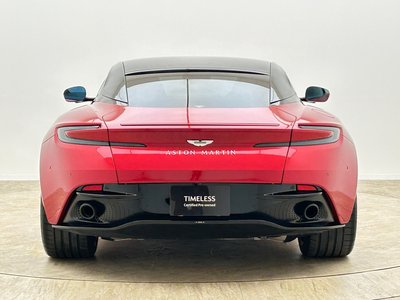 صورة 6 لـ 2024 Aston Martin DB12