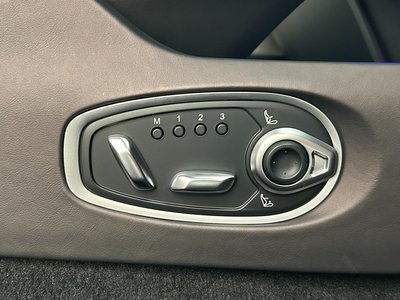 صورة 26 لـ 2024 Aston Martin DB12
