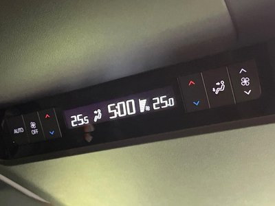 2025 Toyota ALPHARD 照片 8