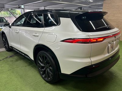 2025 Toyota CROWN ESTATE thumbnail 63