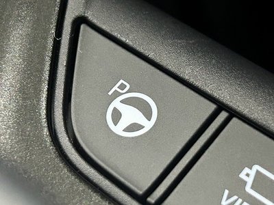 2025 Toyota CROWN ESTATE thumbnail 41