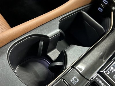 2025 Toyota CROWN ESTATE thumbnail 45