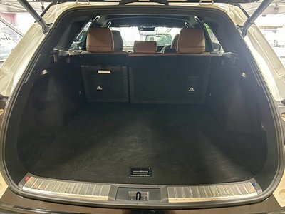 2025 Toyota CROWN ESTATE thumbnail 71