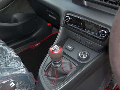 صورة 16 لـ 2023 Toyota GR YARIS