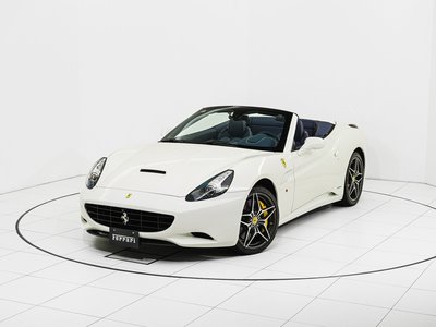 2011 Ferrari CALIFORNIA — миниатюра 21