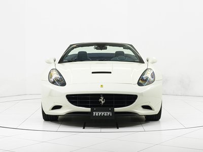 2011 Ferrari CALIFORNIA — фото 7
