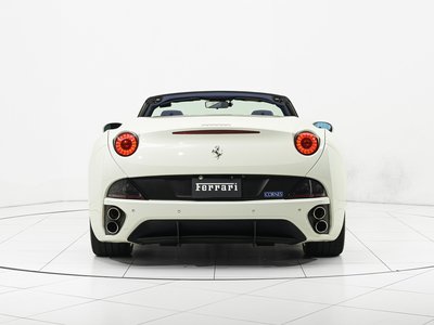 2011 Ferrari CALIFORNIA — фото 8