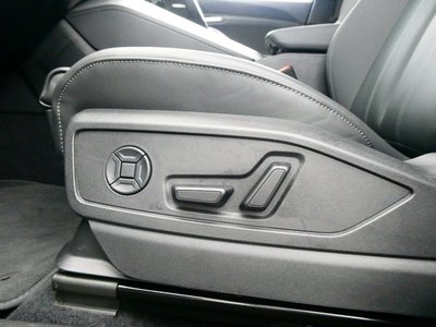 2025 AUDI Q5 photo 13