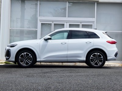 2025 AUDI Q5 photo 6