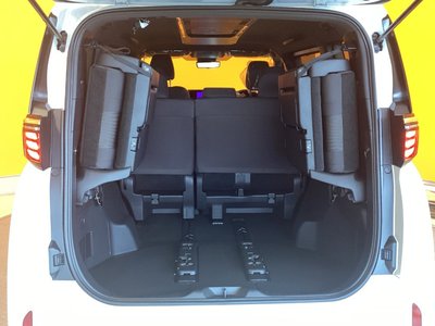 صورة مصغرة 21 لـ 2026 Toyota ALPHARD